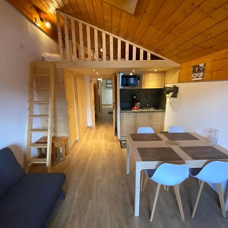 Appt Lumineux Avec Mezzanine, 2 Balcons, A 200m Des Telesieges - Fr-1-693-44 *