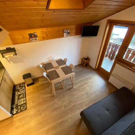 Apartment Appt Lumineux Avec Mezzanine, 2 Balcons, A 200m Des Telesieges - Fr-1-693-44 *