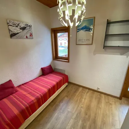 Apartment Appt Lumineux Avec Mezzanine, 2 Balcons, A 200m Des Telesieges - Fr-1-693-44 *