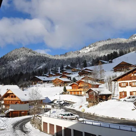 Apartment Appt Lumineux Avec Mezzanine, 2 Balcons, A 200m Des Telesieges - Fr-1-693-44 Chatel